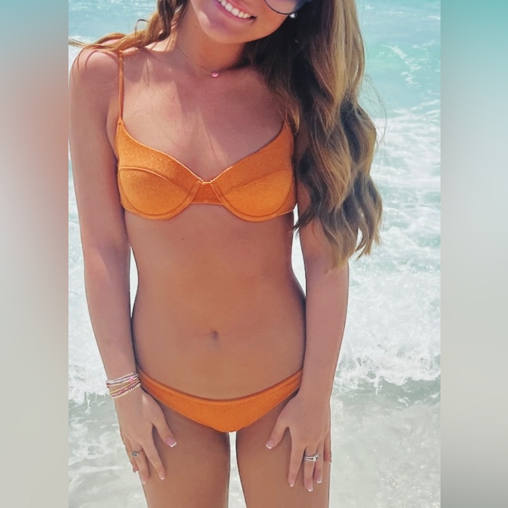 Triangl orange sparkly bikini!